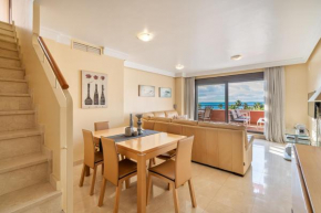 Beachside duplex penthouse, close to Estepona town